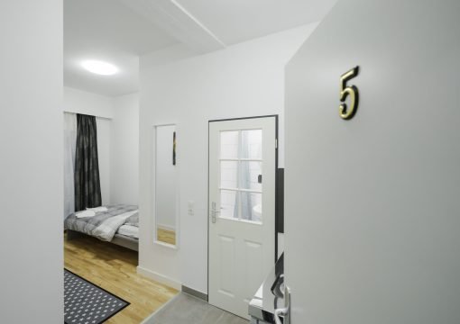Zimmer 5 – Stilvolles Ambiente und moderner Komfort